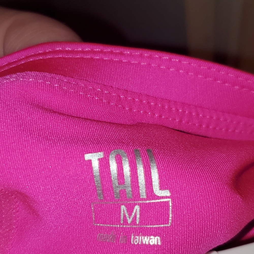 Tail skort - Picture 3 of 4